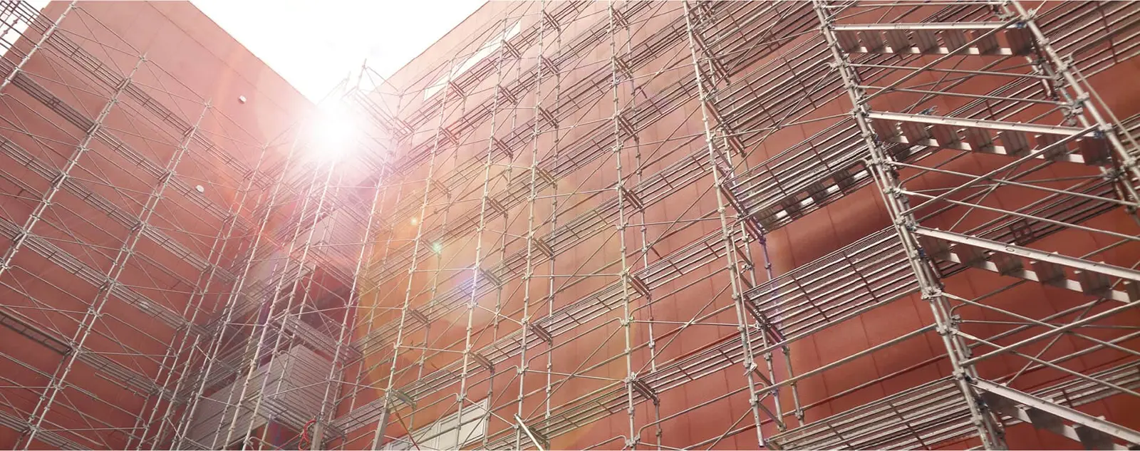 外壁を一新することで、快適さと価値を向上させる仕事。